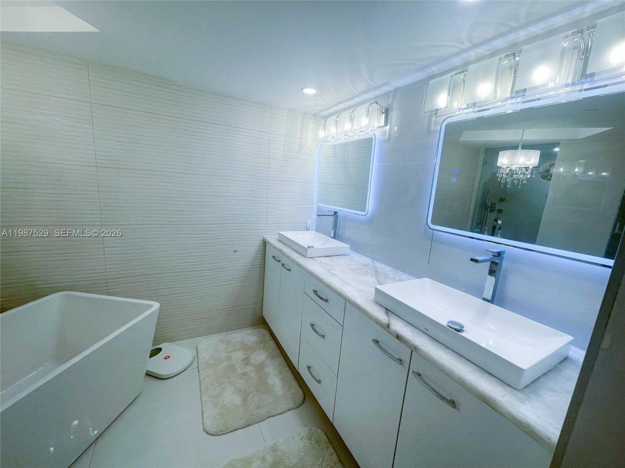 4000 Towerside Ter, Unit 2302, Miami, FL 33138 Photo