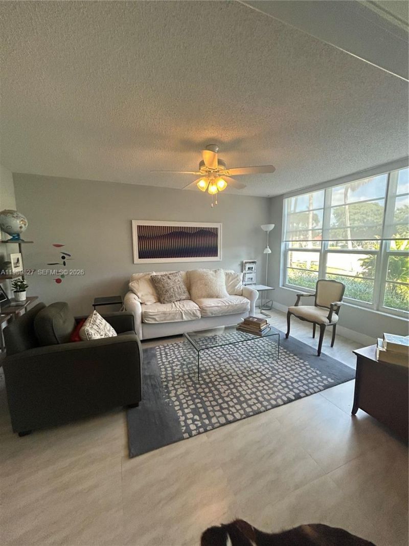 4017 N Cypress Dr, Unit 102, Pompano Beach, FL 33069 Photo