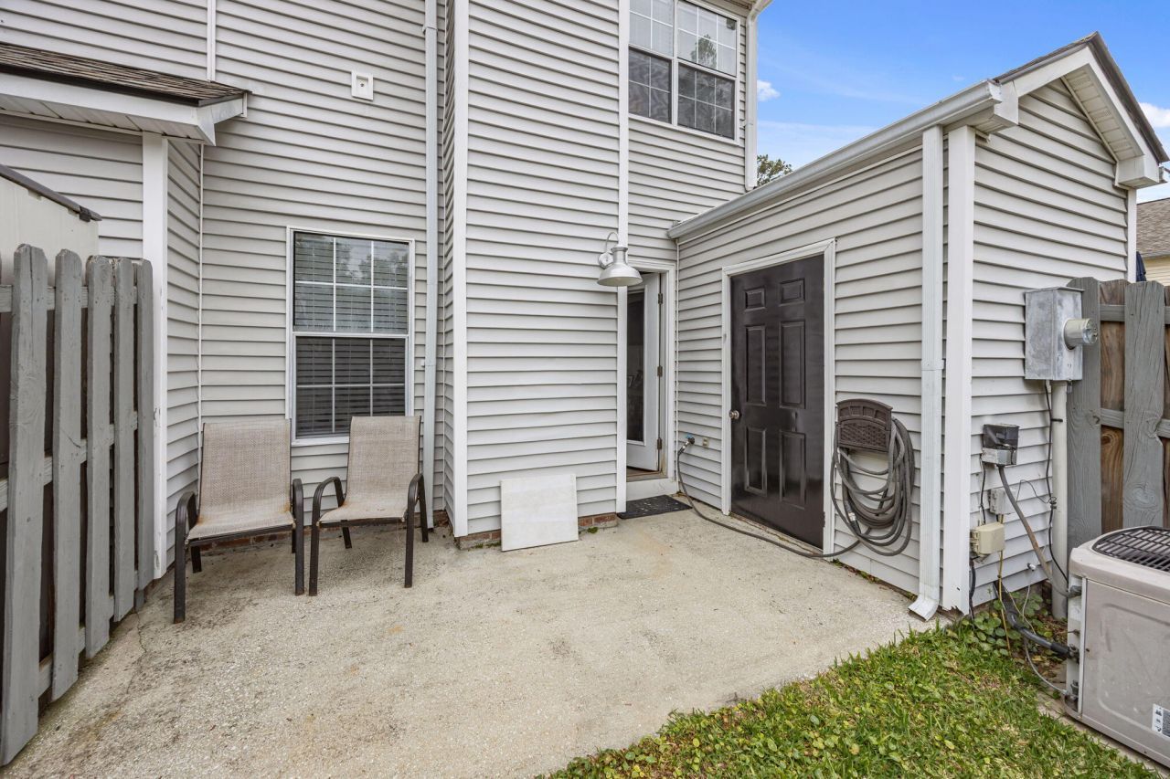 903 Reserve Way Photo 29