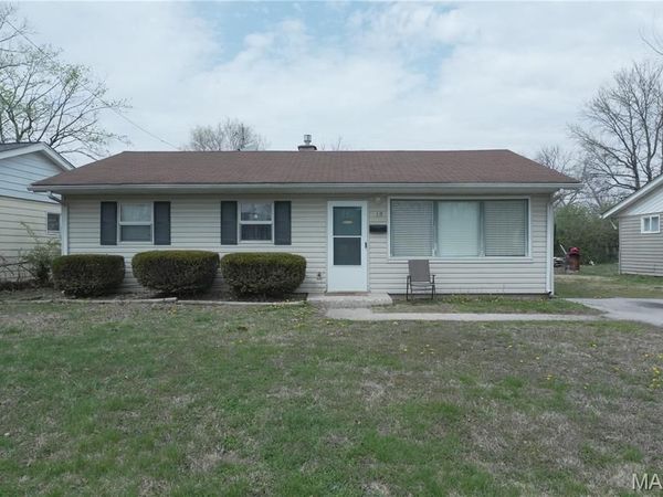 19 Leonard Drive, East St Louis, IL 62206