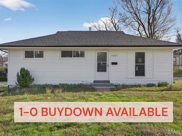 5662 Parchester Drive, Ferguson, MO 63121