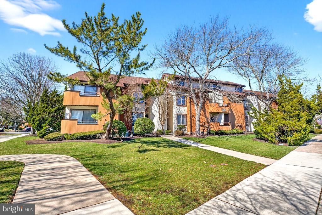 142 Reef Drive, Ocean City, NJ 08226 Main Photo