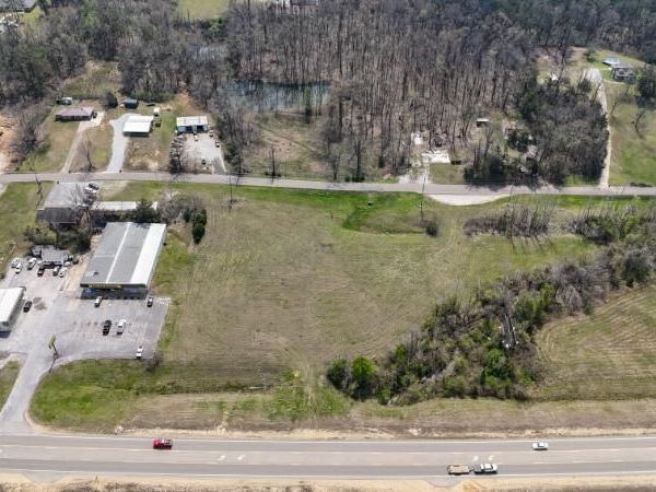 W Chambers Dr., Booneville, MS 38829