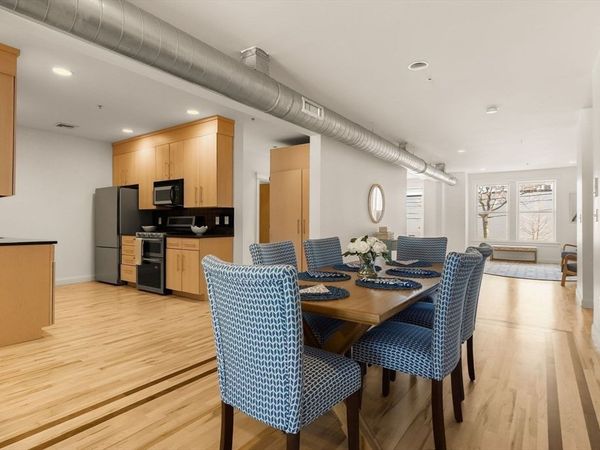 23 Park St, Unit 2, Somerville, MA 02143