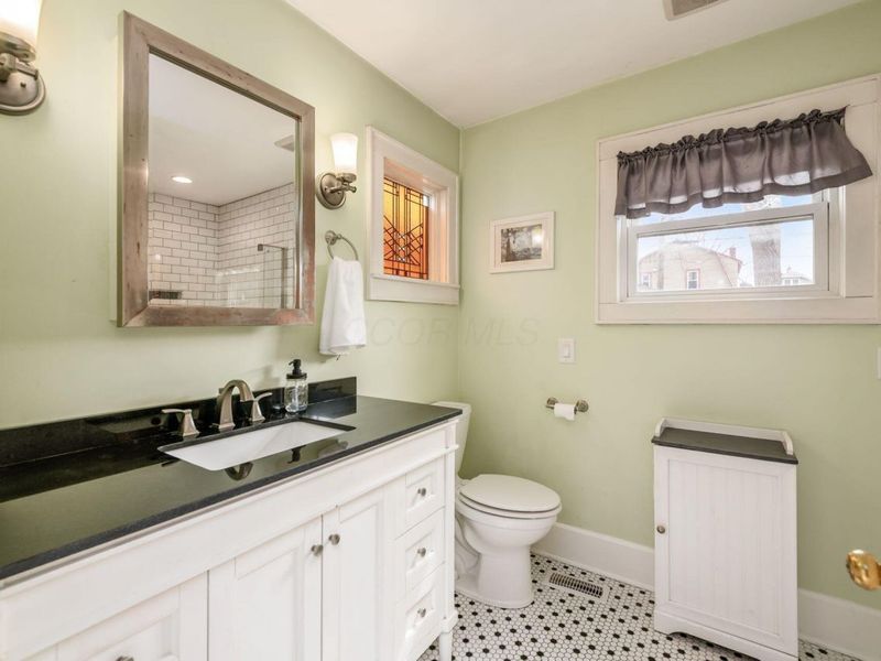 415 E Weber Road, Columbus, OH 43202 Photo 20