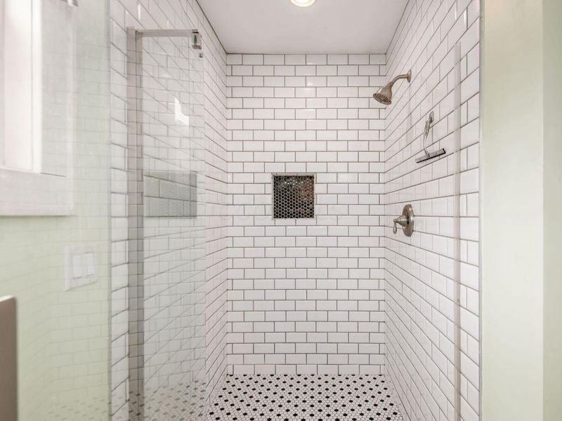 415 E Weber Road, Columbus, OH 43202 Photo 21