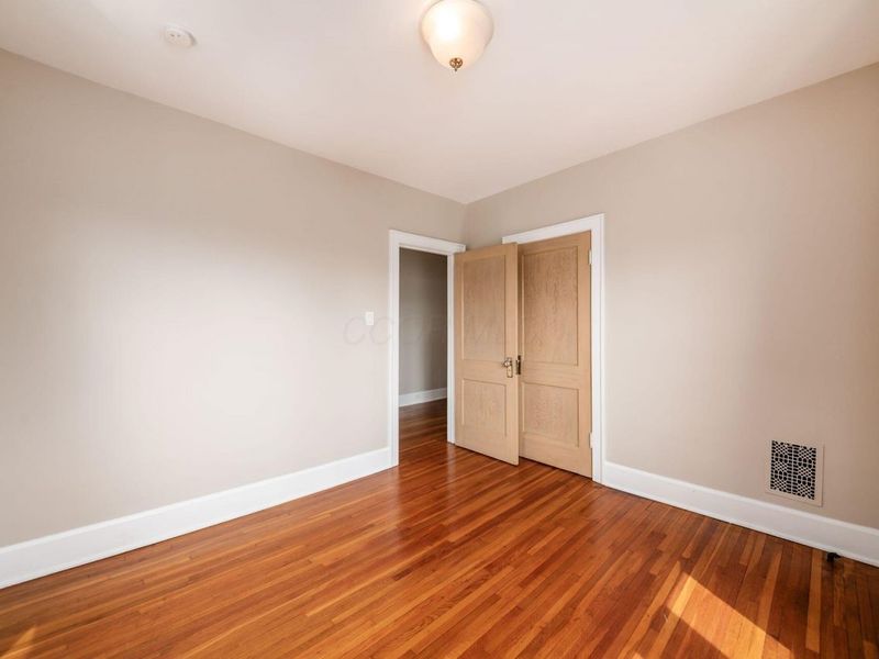 415 E Weber Road, Columbus, OH 43202 Photo 33