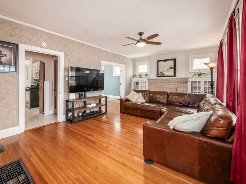 415 E Weber Road, Columbus, OH 43202 Photo 5