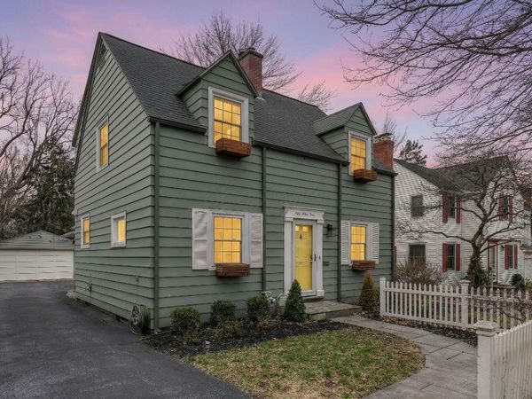 139 Aldrich Road , Columbus, OH 43214