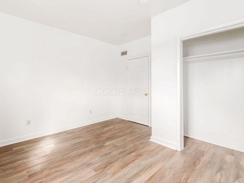 2805 Baughman Avenue, Columbus, OH 43211 Photo 14