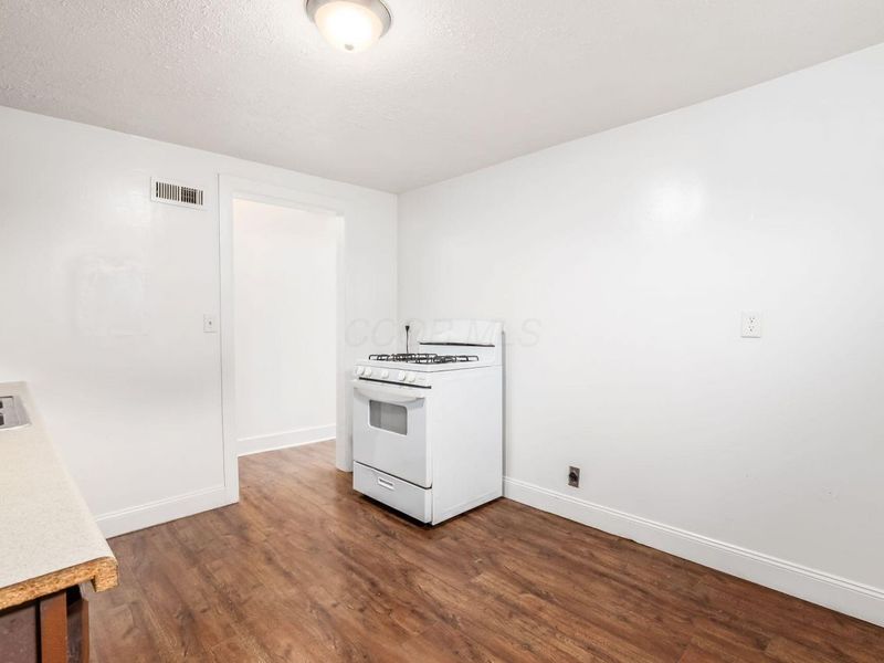 2805 Baughman Avenue, Columbus, OH 43211 Photo 17