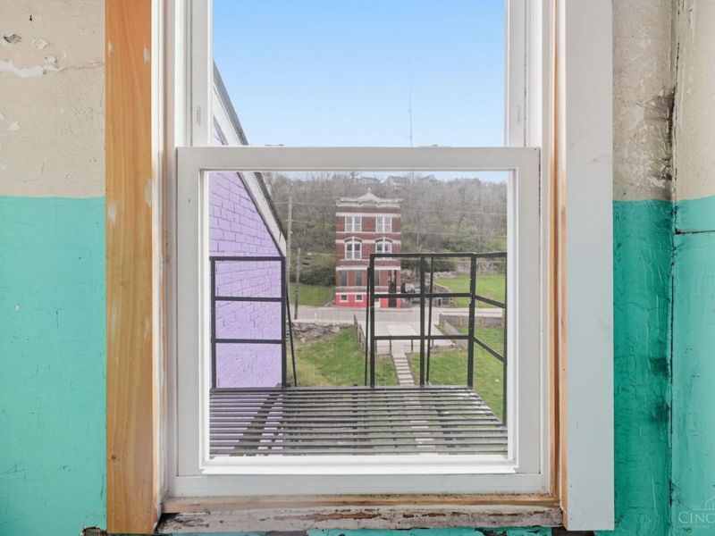 310 W McMicken Avenue, Cincinnati, OH 45214 Photo 36