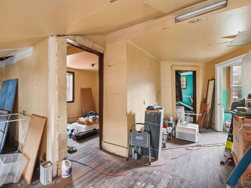 310 W McMicken Avenue, Cincinnati, OH 45214 Photo 37