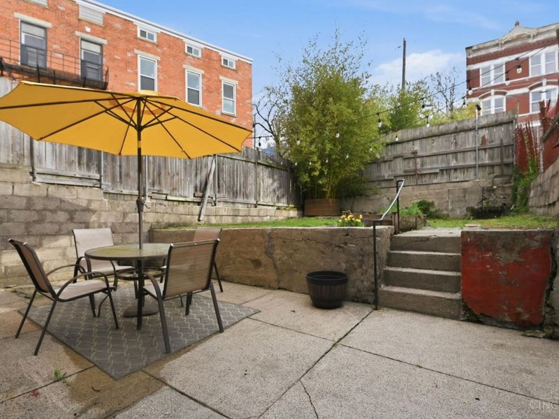 310 W McMicken Avenue, Cincinnati, OH 45214 Photo 9