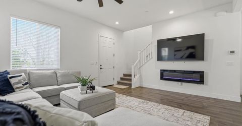 4466 Natomas Central Dr, Sacramento, CA 95834 Photo