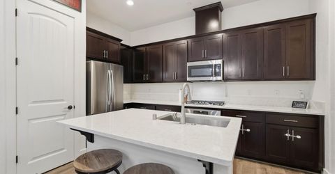 4466 Natomas Central Dr, Sacramento, CA 95834 Photo