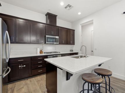 4466 Natomas Central Dr, Sacramento, CA 95834 Photo