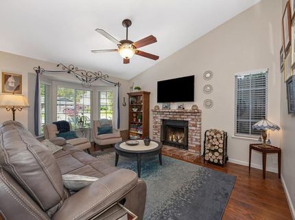 7224 Regard Way, Sacramento, CA 95842 Photo