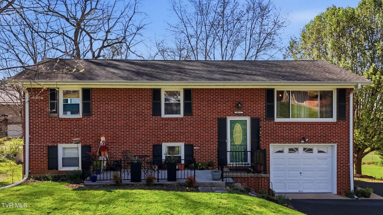 4013 West Englewood Boulevard, Johnson City, TN 37601 Main Photo