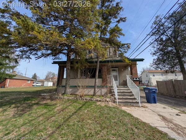 1374 Hanford #1 Avenue, Lincoln Park, MI 48146