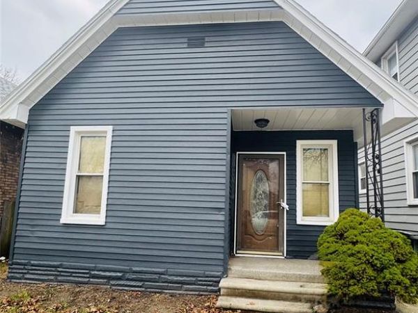 42 E Henry Street, River Rouge, MI 48218