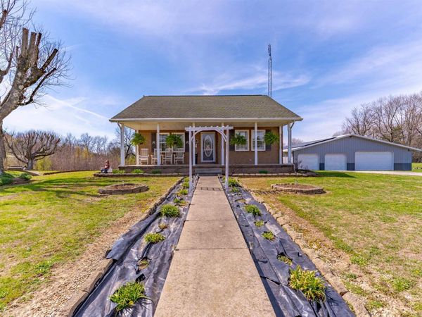 998 S State Road 61, Winslow, IN 47598