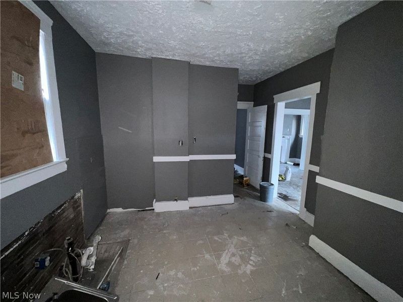 648 E 108th Street, Cleveland, OH 44108 Photo 13