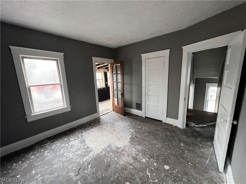 648 E 108th Street, Cleveland, OH 44108 Photo 18