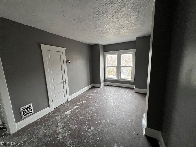 648 E 108th Street, Cleveland, OH 44108 Photo 22