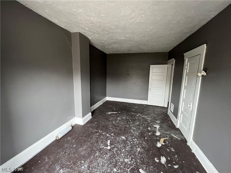 648 E 108th Street, Cleveland, OH 44108 Photo 23