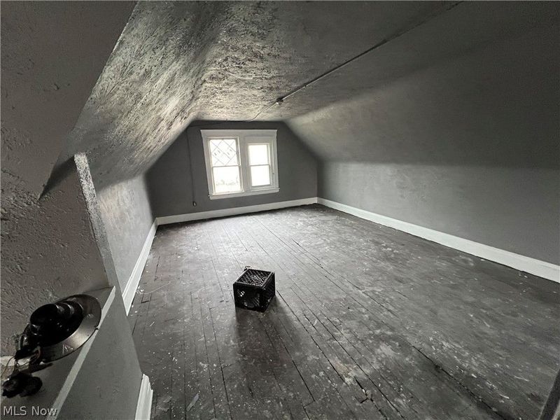 648 E 108th Street, Cleveland, OH 44108 Photo 28