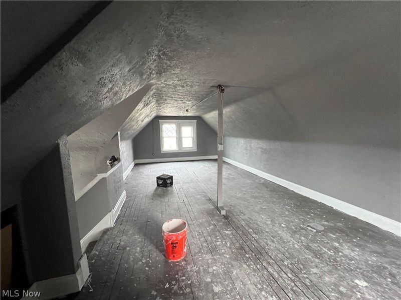 648 E 108th Street, Cleveland, OH 44108 Photo 32