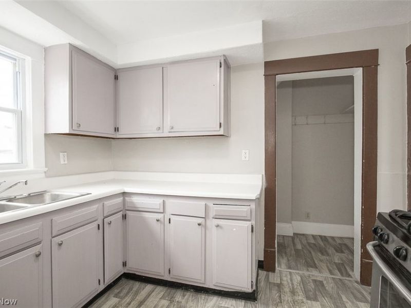 17421 Broadway Avenue, Maple Heights, OH 44137 Photo 11