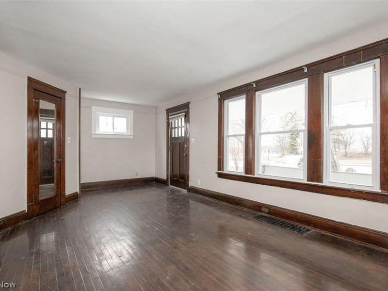 17421 Broadway Avenue, Maple Heights, OH 44137 Photo 3