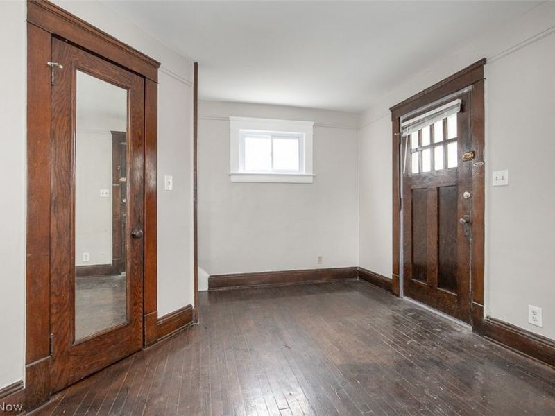 17421 Broadway Avenue, Maple Heights, OH 44137 Photo 9