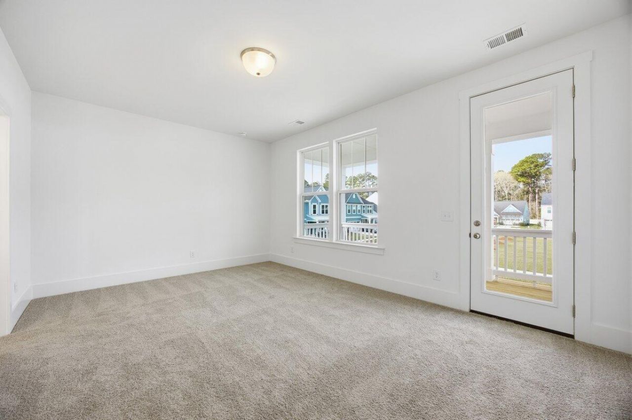 1039 Field Sparrow Drive Photo 9