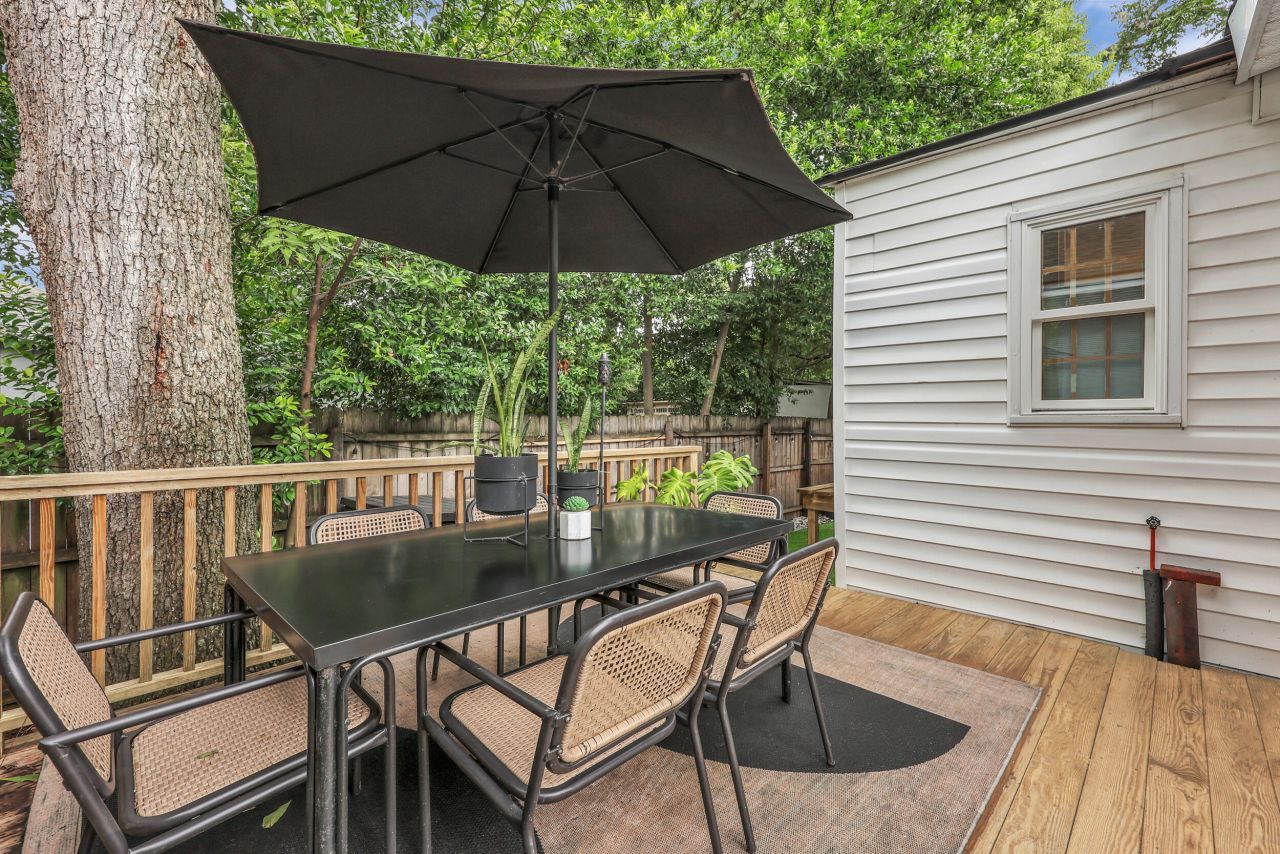 5 Carondolet Street Photo 27