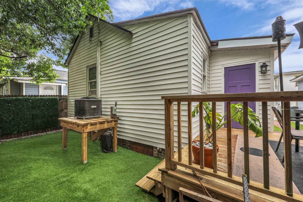 5 Carondolet Street Photo 29