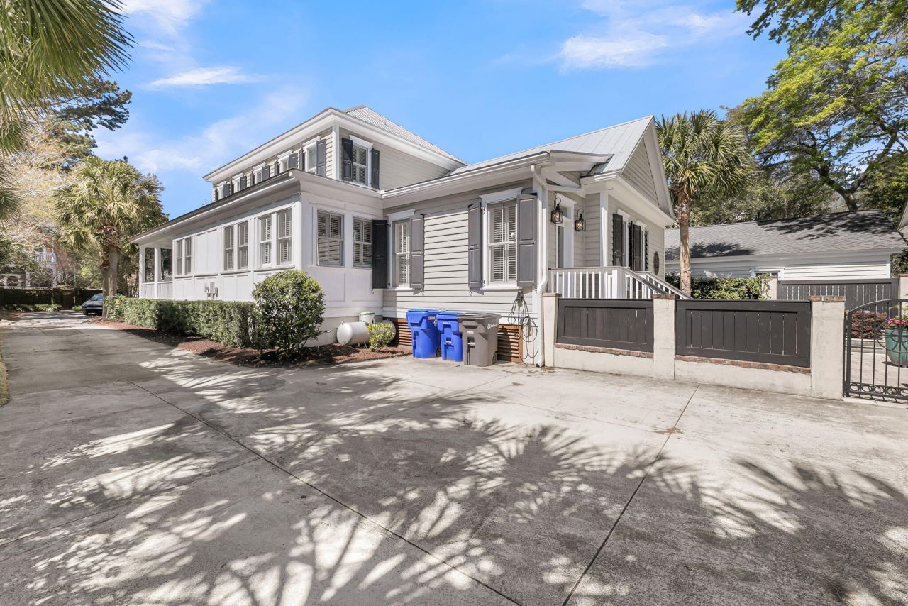 50 Hospitality Street Photo 10