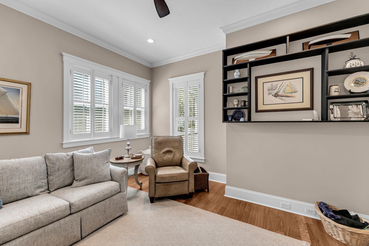 50 Hospitality Street Photo 21