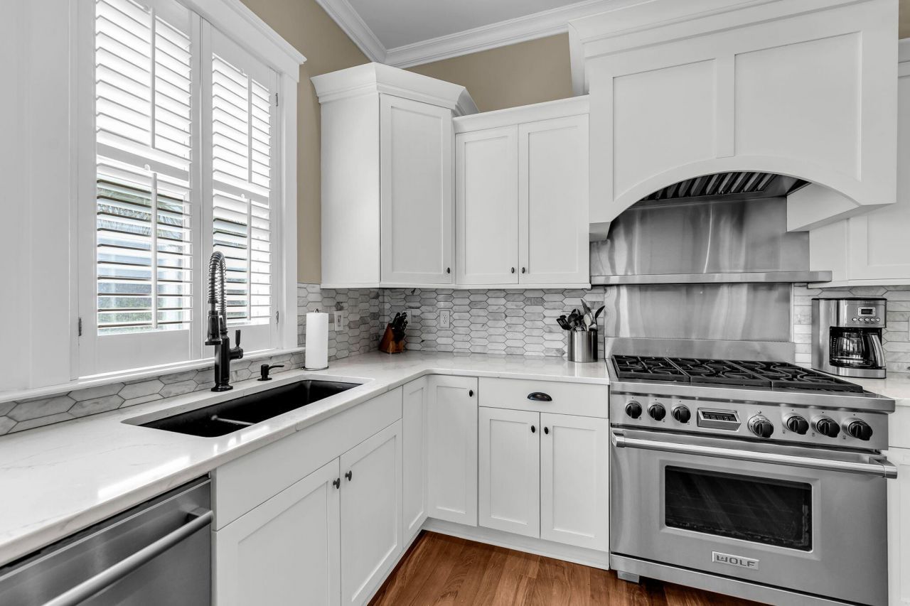 50 Hospitality Street Photo 29