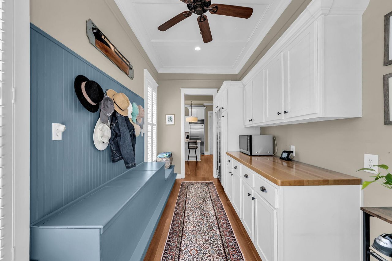 50 Hospitality Street Photo 37