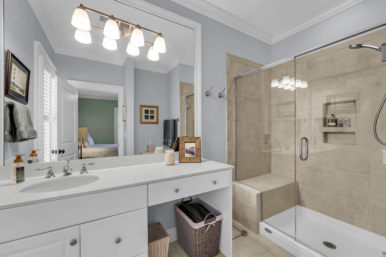 50 Hospitality Street Photo 46