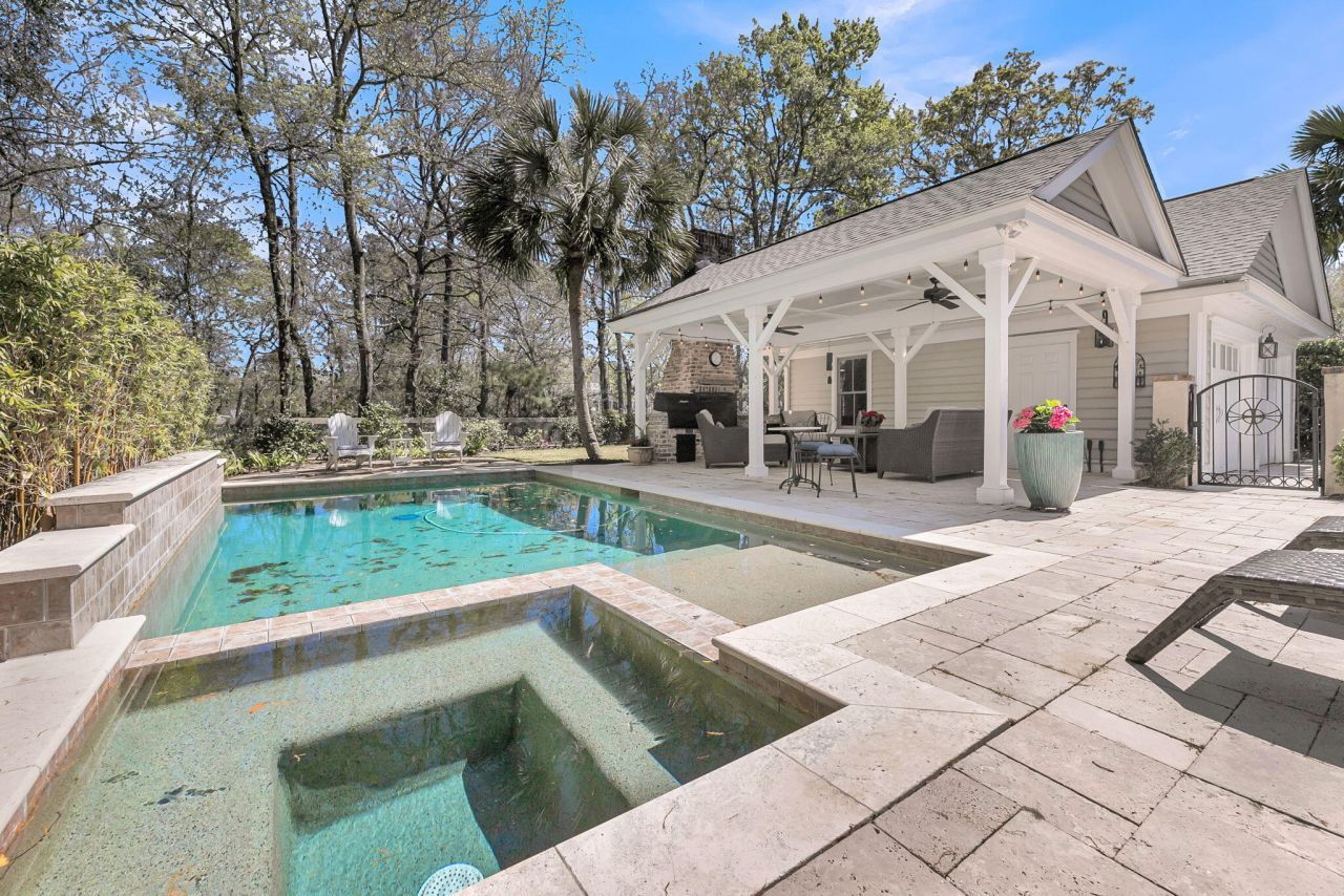 50 Hospitality Street Photo 6