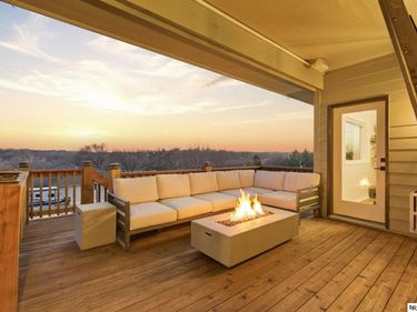 13717 Miami Street , Omaha, NE 68164