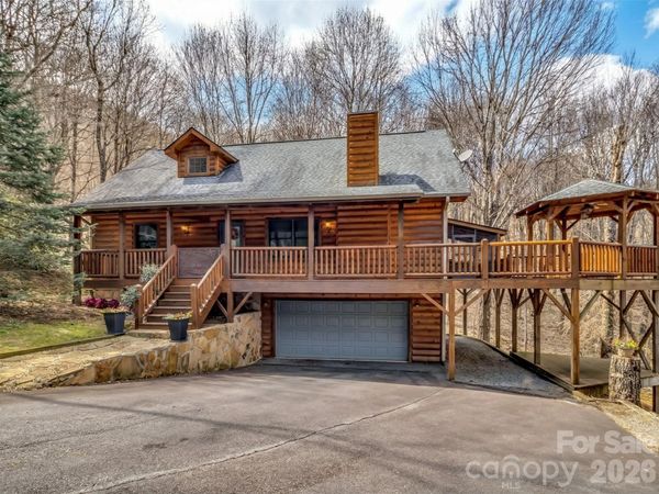 1664 Tawodi Trail, Maggie Valley, NC 28751