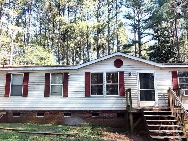 5030 Pine Springs Drive , Bessemer City, NC 28016