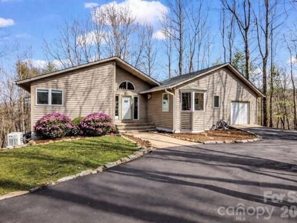 209 Walnut Ridge Road , Brevard, NC 28712