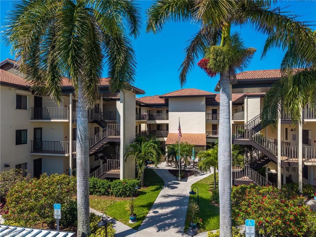 11500 Caravel Cir, Unit 4024, Fort Myers, FL 33908 Photo