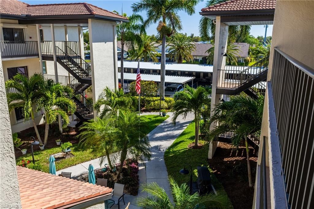 11500 Caravel Cir, Unit 4024, Fort Myers, FL 33908 Photo